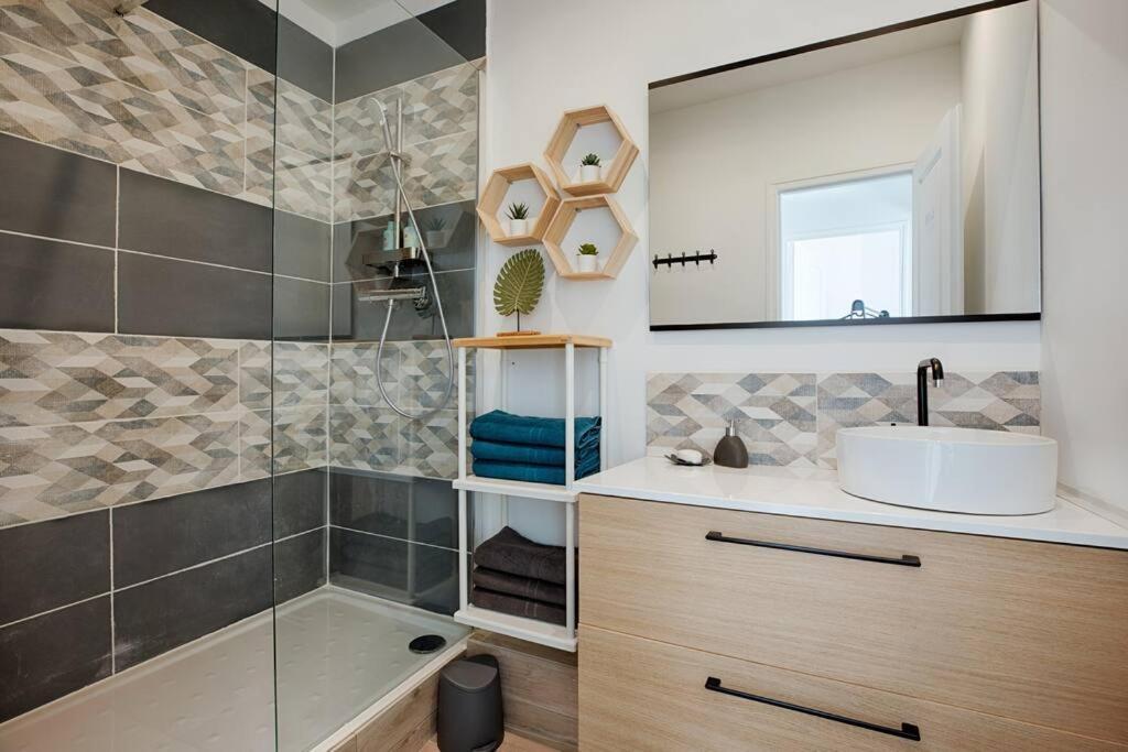 Appartamento Joli T3 Avec Balcon - Gare St-Charles A 50 M Marsiglia Esterno foto